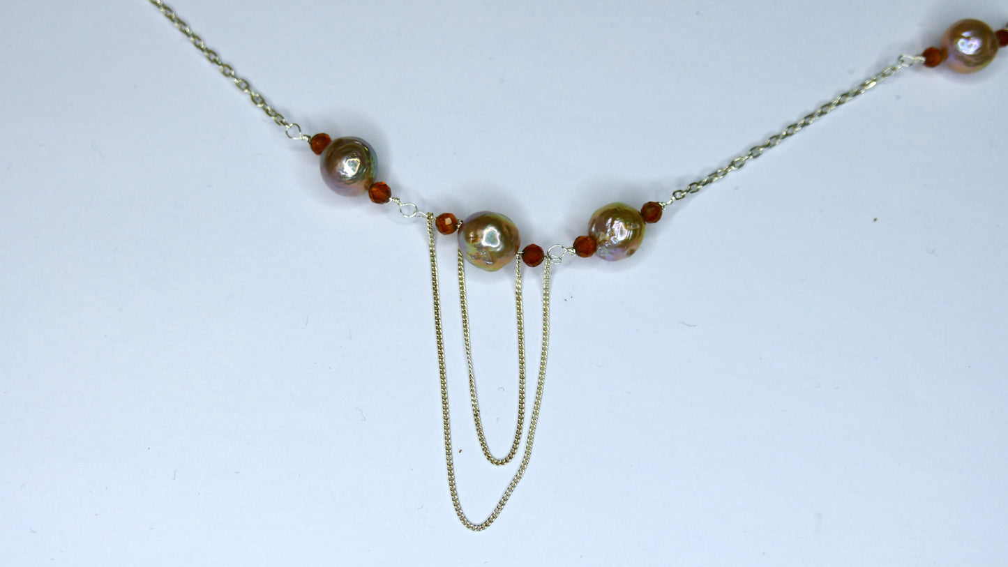 Hessonite Garnet & Eddison Pearl Chain - 18"