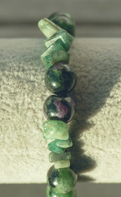 Ruby Zoisite & Sakota Emerald Stretch Bracelet - 7"/17.8cm - Large