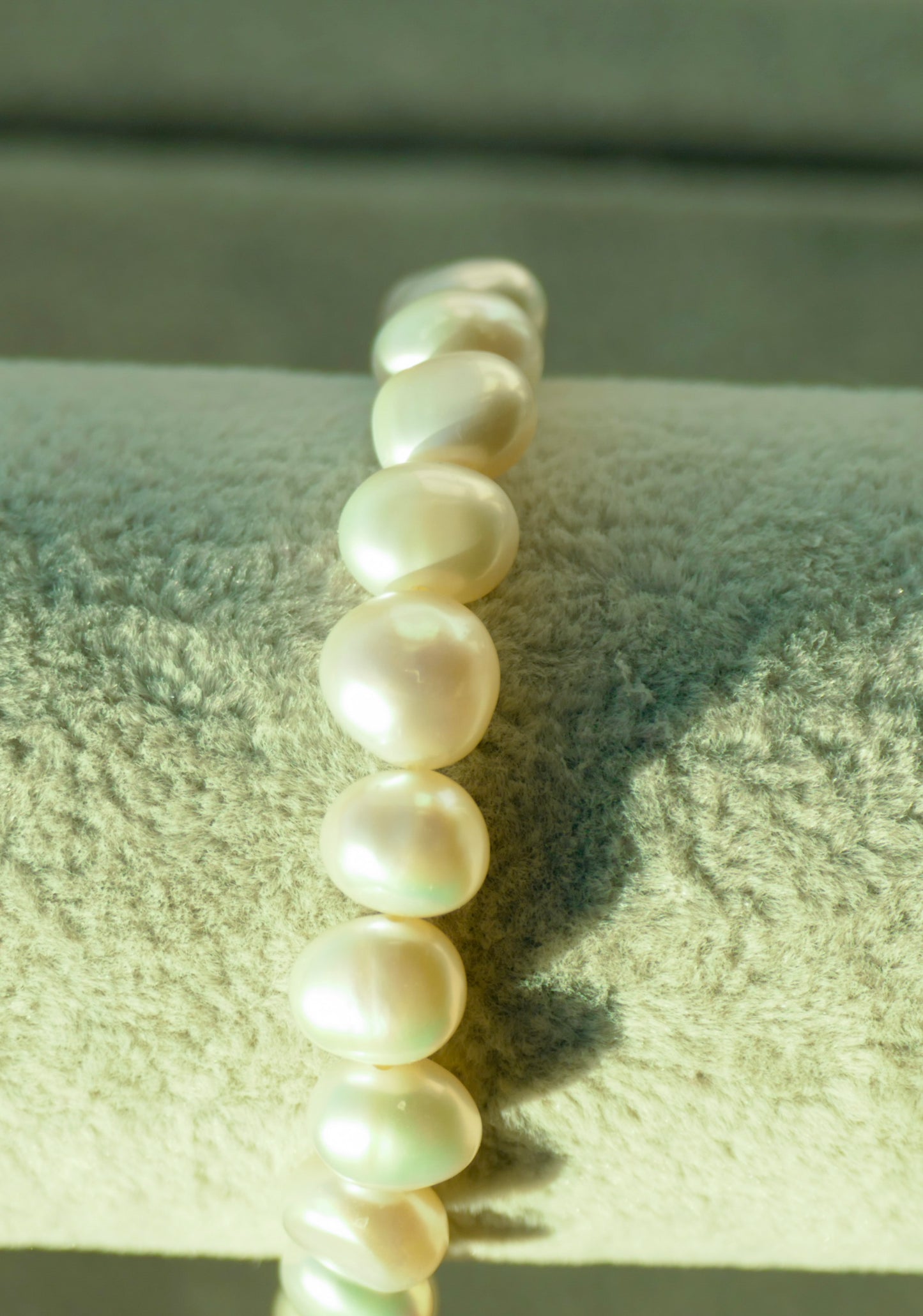 Perfect pearl stretch bracelet 6"/15.2cm-small -