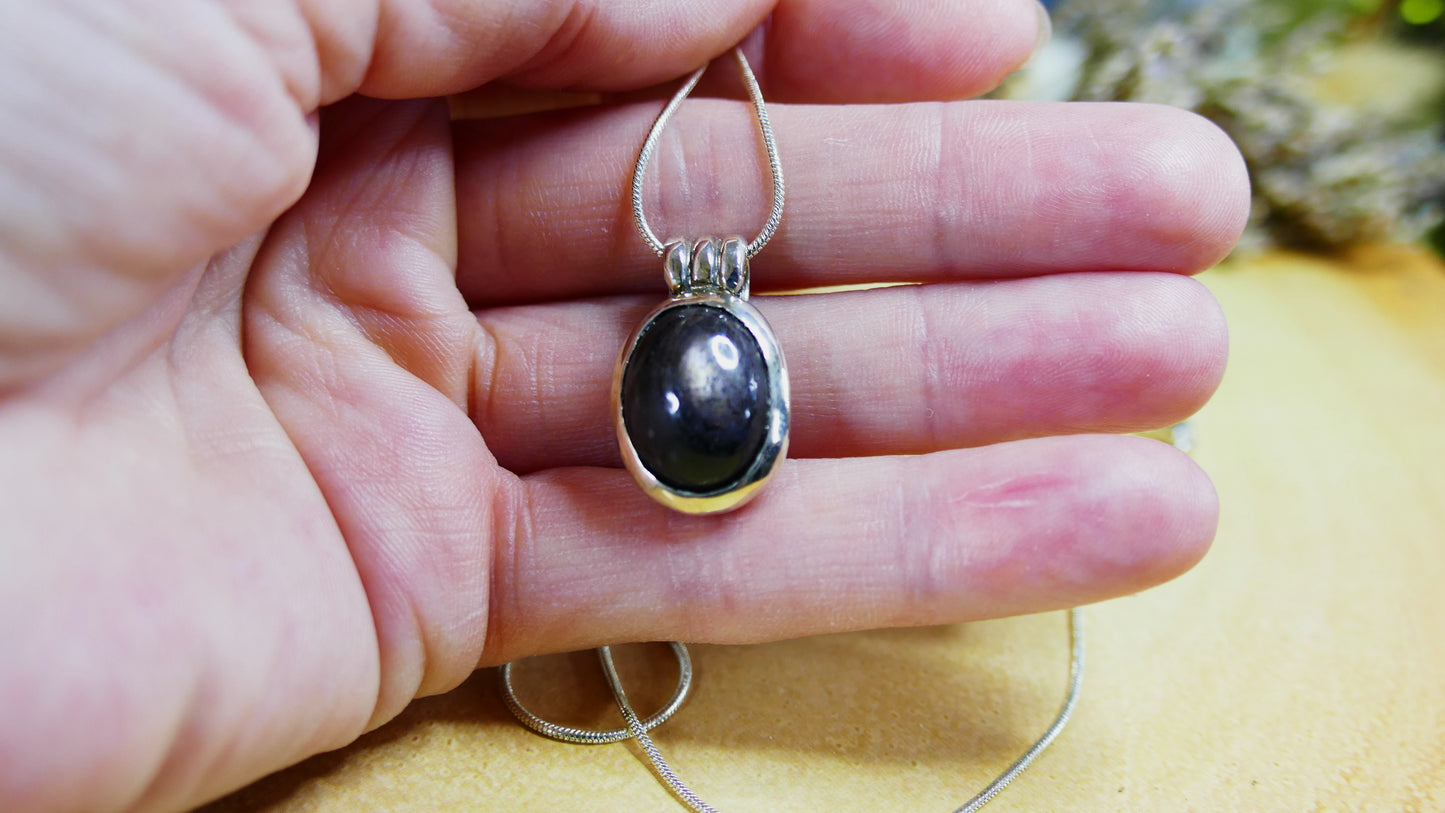 Chocolate Sapphire Pendant