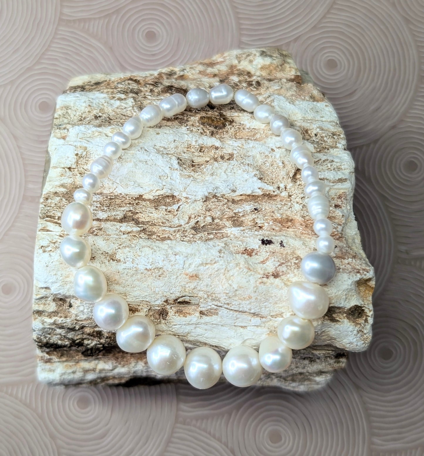 Baroque Pearl & Seed Pearl Stretch Bracelet - 6.5"/16.5cm - medium